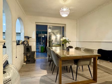 Moor Lane, Harmondsworth, West Drayton, UB7 0AR - Photo 2