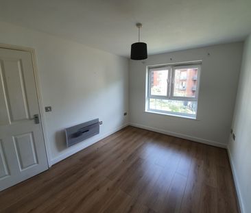 1 Bed Flat, Oceana Boulevard, SO14 - Photo 6