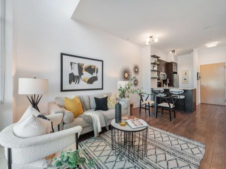 For Lease - 1048 Broadview Avenue Unit# TH 1, Toronto, Ontario - Photo 2