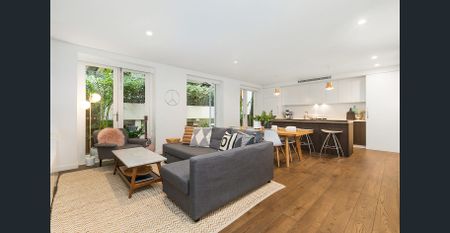 Innovative Oasis Exudes Style, Comfort And Privacy - Photo 2