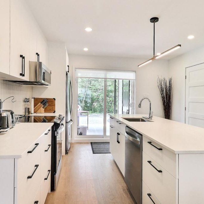 TOUT INCLUS*** - Luxueux 4 1/2 à louer - Photo 1