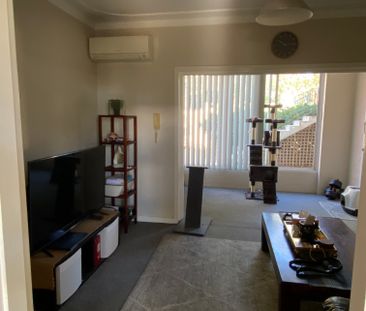 South Perth - Photo 1