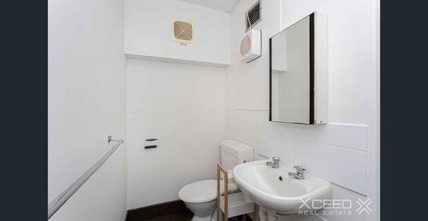 Ground-Floor Tuart Hill Gem! - Photo 1