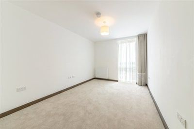 Station Square, Cambridge, Cambridgeshire, CB1 2GE - Photo 4