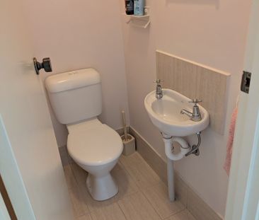 2-bedroom shared house / townhouse, Rodda Road - Photo 4