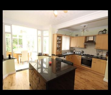 3 Bed Semi-Detached House, Bilton Grange Road, B26 - Photo 5