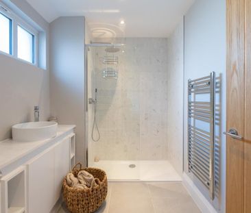 2 bedroom detached house to rent - Photo 3