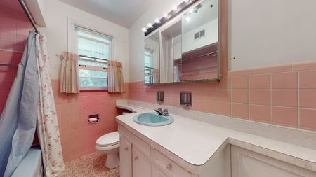 For Lease - 174 Caribou Road Unit# Main, Toronto, Ontario - Photo 5