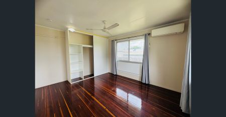 ENERGY-EFFICIENT LIVING! 3 BDR HOME WITH SOLAR – EXCELLENT LOCATION! - Photo 3