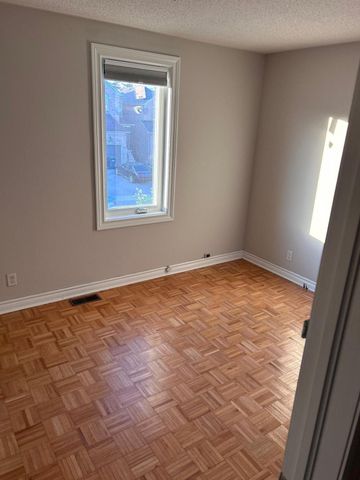 For Lease - 43 Summerdale Crescent, Brampton, Ontario - Photo 2