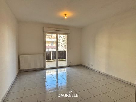 Location Appartement 2 pièces 40m² CHATEAURENARD 13160 - Photo 4