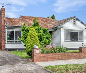 7 Manly Court, Coburg North - Photo 2