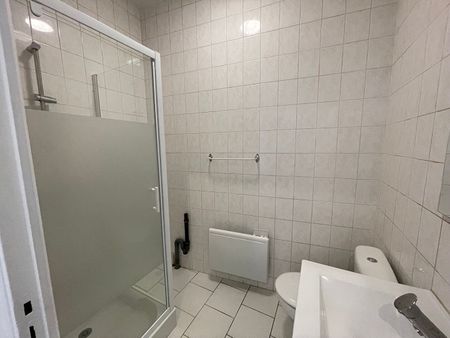 Location Appartement 2 pièces 49m² - Photo 4