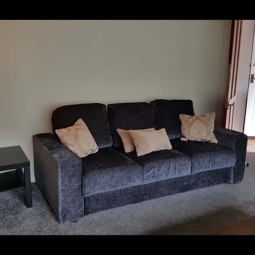 Room in a Shared House, Wheatfield Way, BN2 - Photo 1