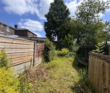 2 bedroom semi-detached house to rent - Photo 5