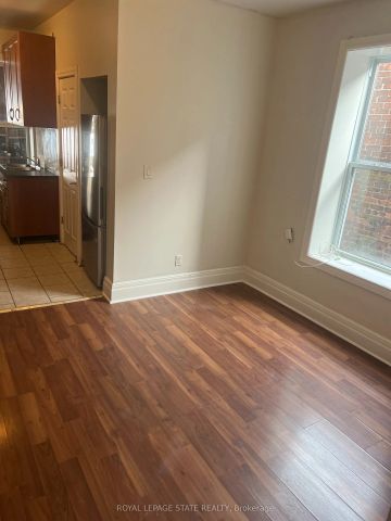 599 King Street E #2 - Photo 4