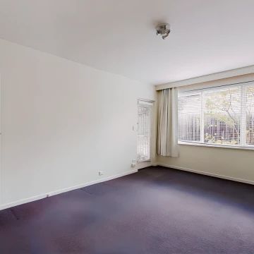 2 Bed, 1 Bath - Photo 1
