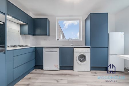 FRIERN BARNET ROAD, LONDON, N11 - TWO BEDROOM TO RENT - £403PW / £1,750PCM - Photo 3