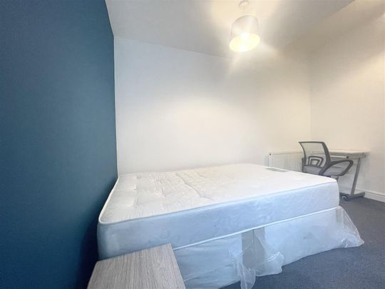 1 bed house share to rent in Prince Street, Burnley, BB11 - Photo 1
