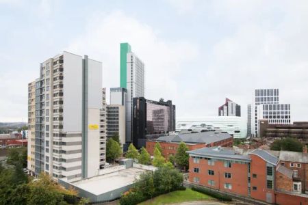 NON ENSUITE: TWO BED FLAT - Photo 3