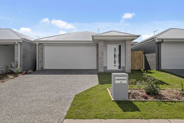 Beautiful Near-New Family Home in a Quiet Morayfield Pocket - Photo 1