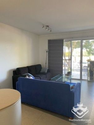 FURNISHED APARTMENT CLOSE TO BOND UNIVERSITY - Photo 1