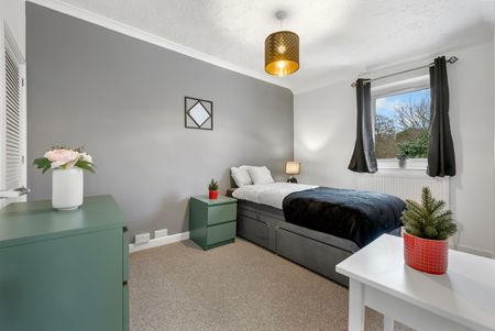 3 Bed Terraced House, Kingsway Avenue, BS15 - Photo 4