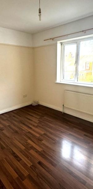 Rayners Gardens - Photo 1