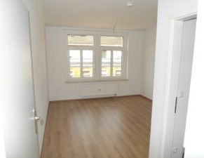 Leißnerstr. 26, Wohnung 8 ~~~ Balkon, Tageslichtbad mit Wanne und Dusche, Gäste-WC, Abstellraum, Keller, Haus mit Aufzug - Foto 1