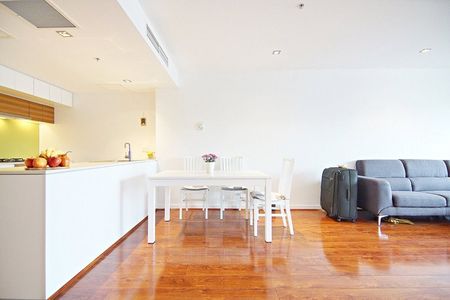 1009/100 Harbour Esplanade - Photo 2