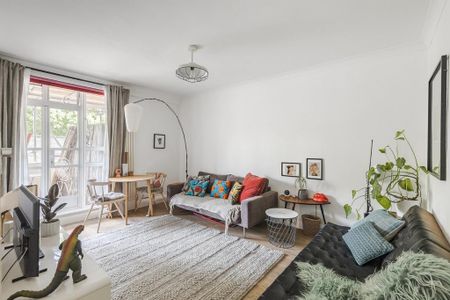 1 bedroom flat to rent - Photo 2