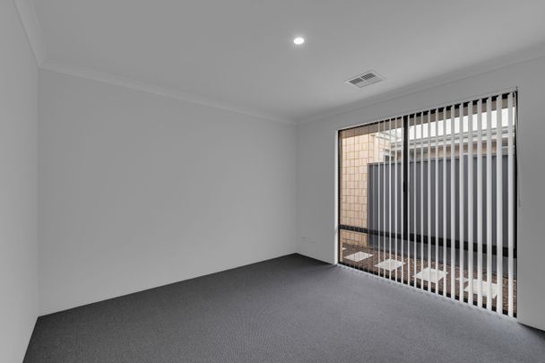 Lovely 3 x 2 in Meadow Springs - Photo 1
