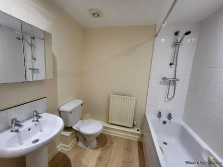 2 bedroom property to rent in Erith - Photo 2