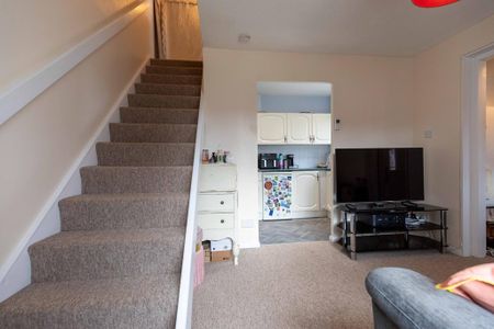 1 bedroom end of terrace house to rent - Photo 2