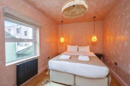 3 bedroom apartment to rent - Photo 5