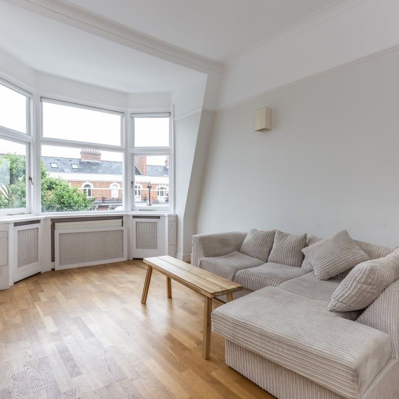 3 bedroom flat to rent - Photo 1