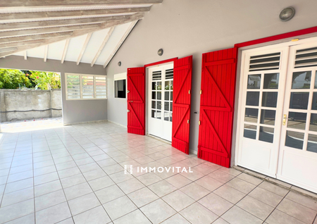Location Maison 4 pièces 78m² LES ABYMES 97139 - Photo 3