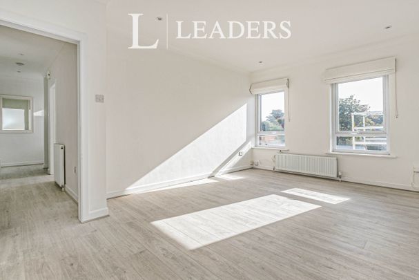 2 bedroom apartment to rent Stanpit, Mudeford, Christchurch, BH23 - Photo 1