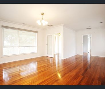 1/5 Oakleigh Street, Oakleigh East VIC 3166 - Townhouse For Rent | ... - Photo 1