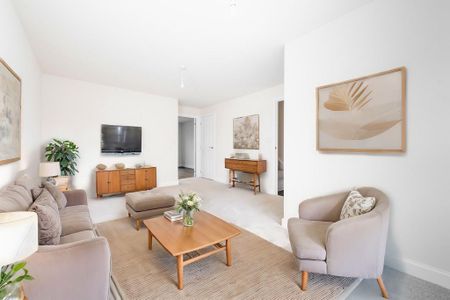 3 bedroom semi-detached house to rent - Photo 2