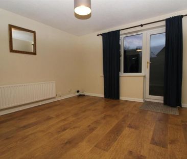 2 bedroom detached house to rent - Photo 1