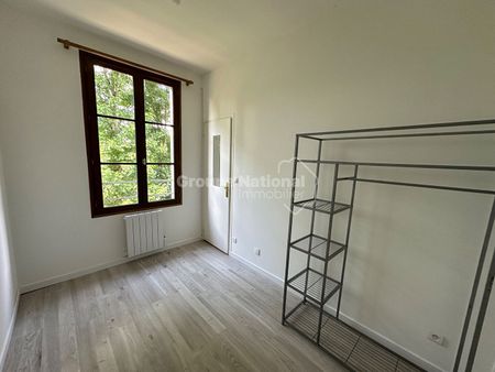 T2 à Pierrefonds, - Photo 2
