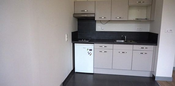 Location Appartement 1 pièce 33m² EVREUX 27000 - Photo 2