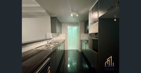 Spacious One-Bedroom Apartment in the Heart of Haymarket - Photo 3