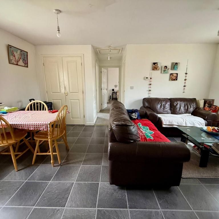 3 bedroom maisonette to rent - Photo 1