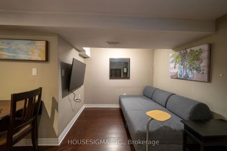 52 Stanley Terrace #C - Photo 2