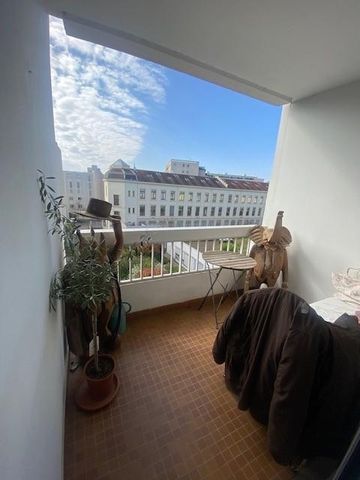 Appartement rénové Lyon - 4 pièce(s) - 94.73 m2 - Photo 2