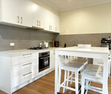 2 Bedroom Townhouse in the Heart of Lilydale - Photo 4