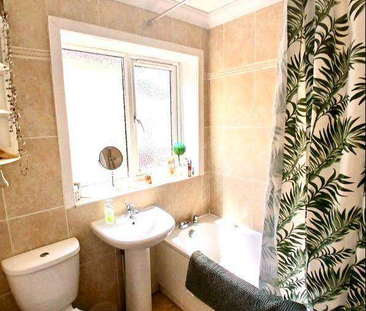 1 bedroom in a house share to rent - Photo 5