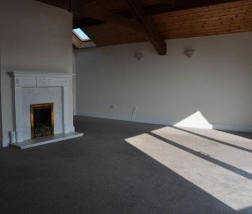 4 bedroom detached house to rent - Photo 1